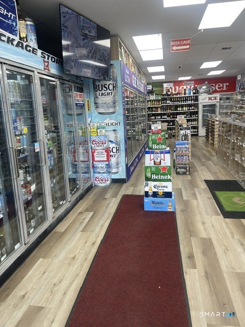 Hamden CT 06514
