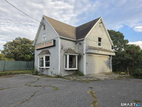 1209 Poquonnock Road Groton CT 06340