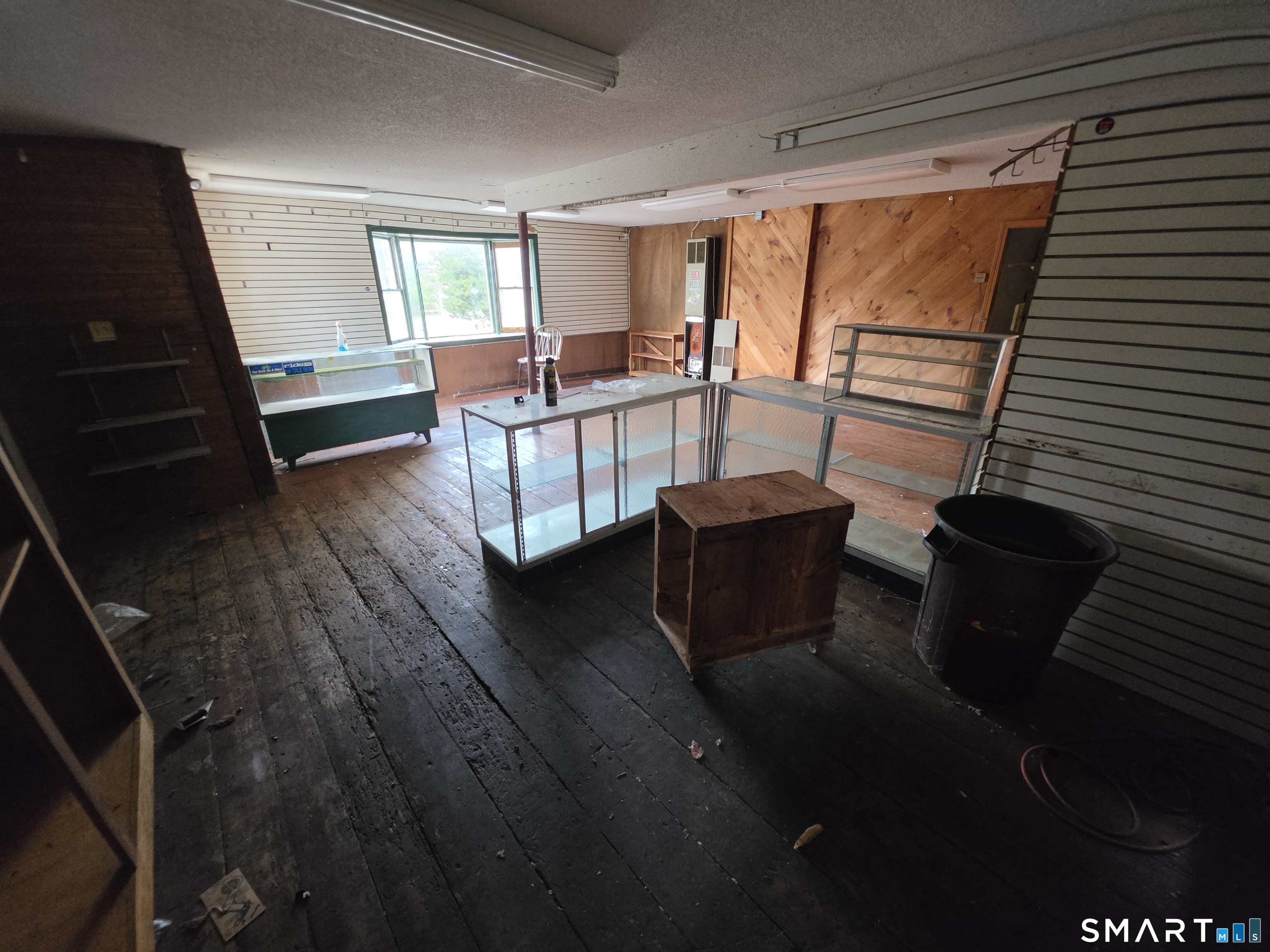 1209 Poquonnock Road Groton CT 06340
