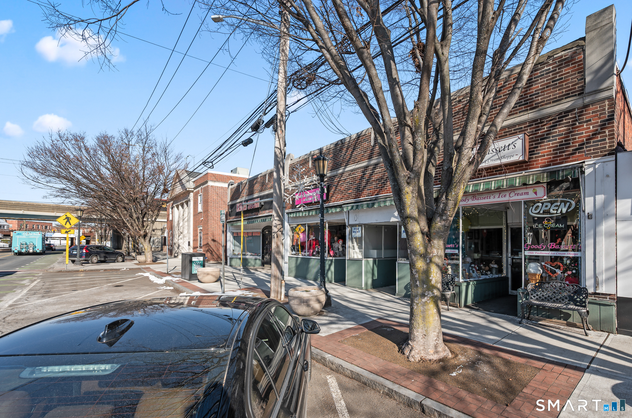 2404 Main Street Stratford CT 06615