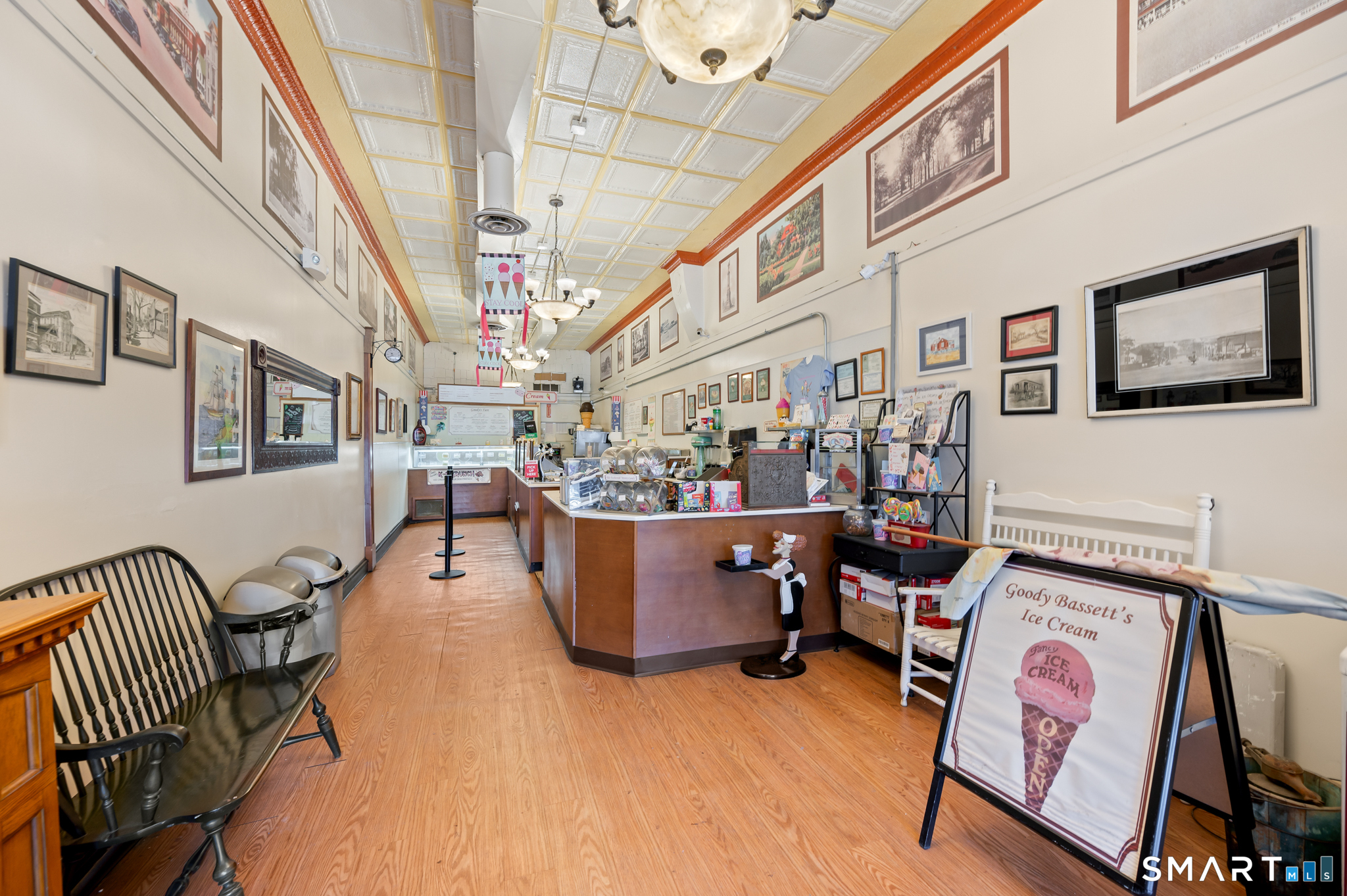 2404 Main Street Stratford CT 06615