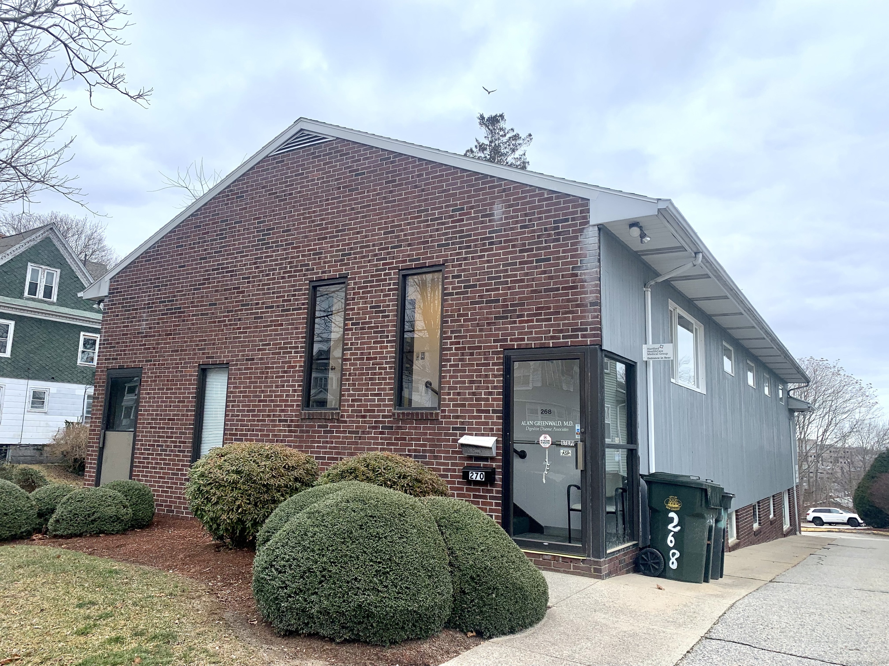 270 Montauk Avenue New London CT 06320