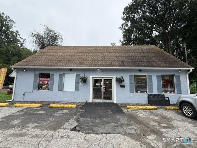 132 New Haven Road Seymour CT 06483