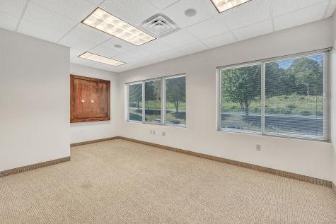 1449 Old Waterbury Road Southbury CT 06488