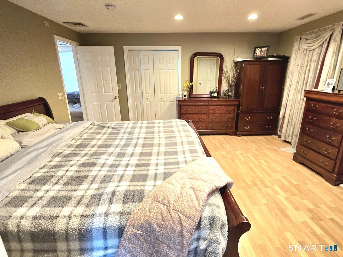 442 Enfield Street Enfield CT 06082