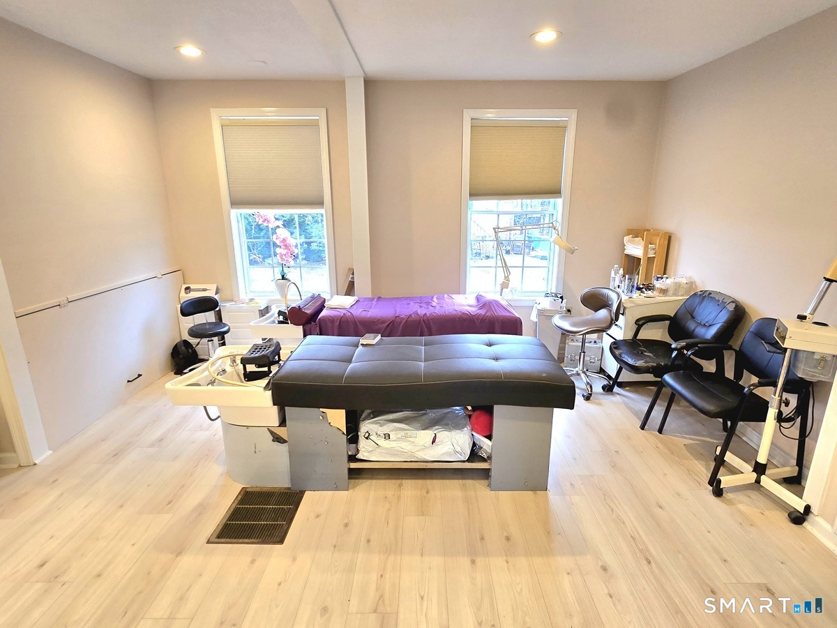 442 Enfield Street Enfield CT 06082