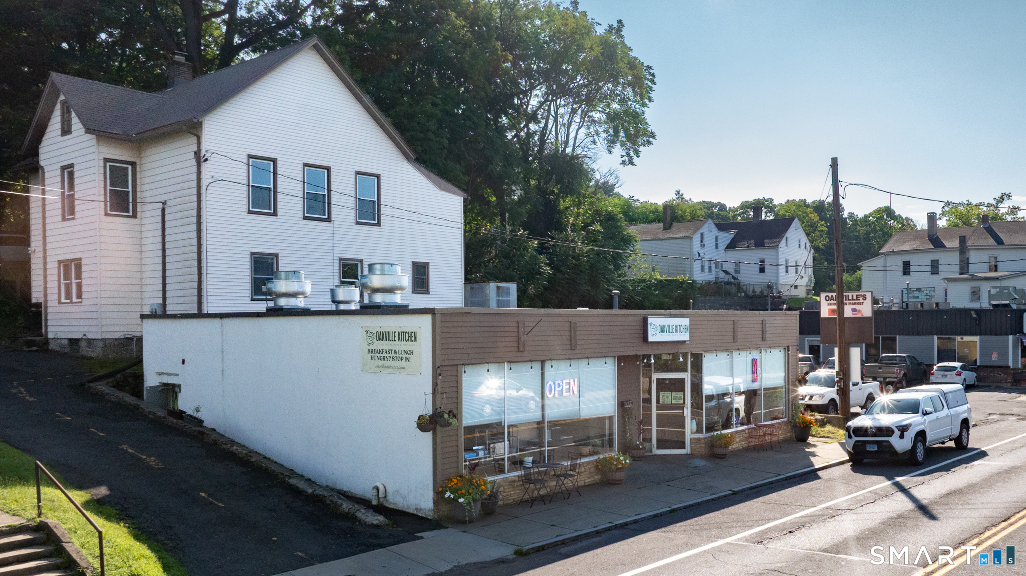 202 Main Street Watertown CT 06779