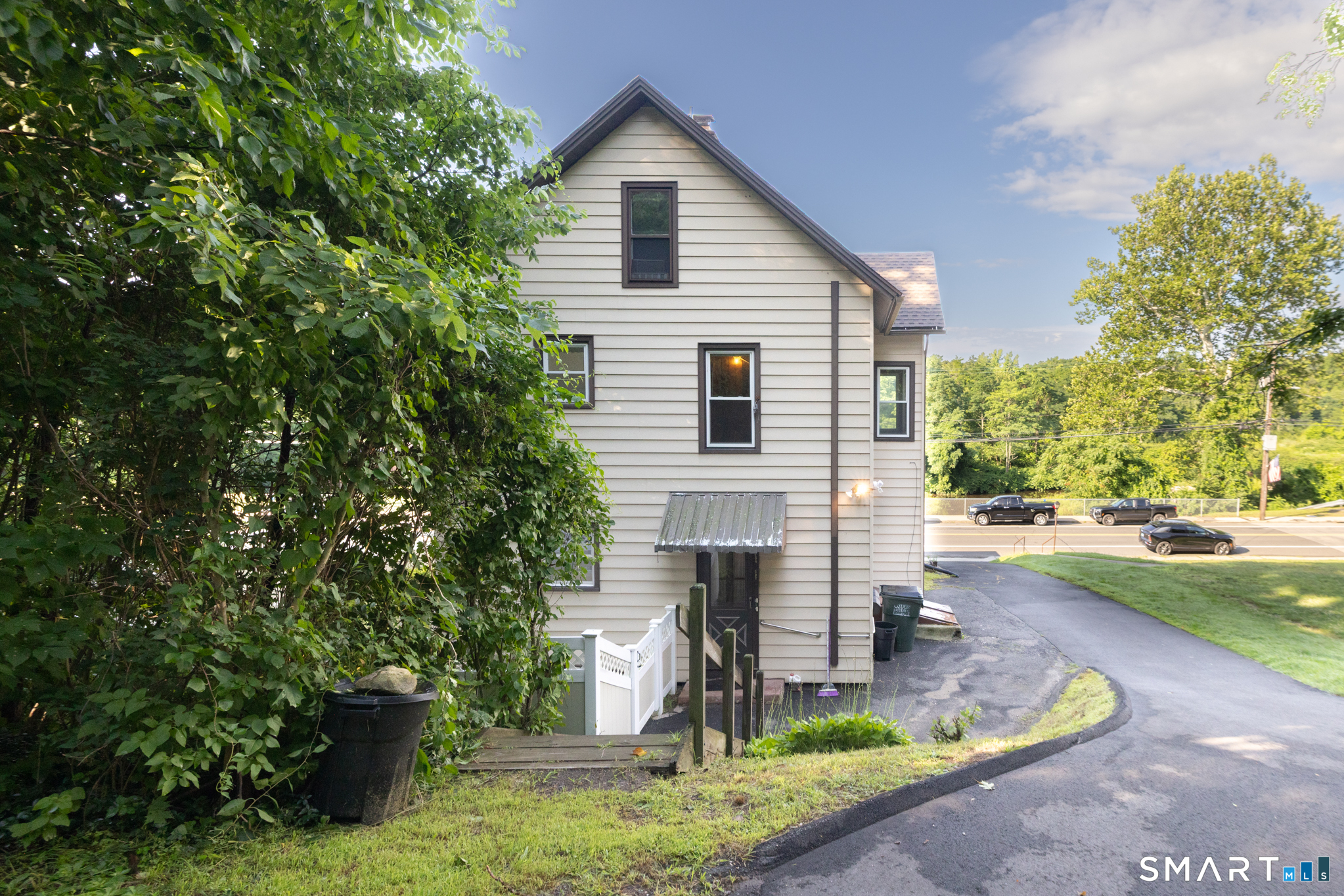 202 Main Street Watertown CT 06779