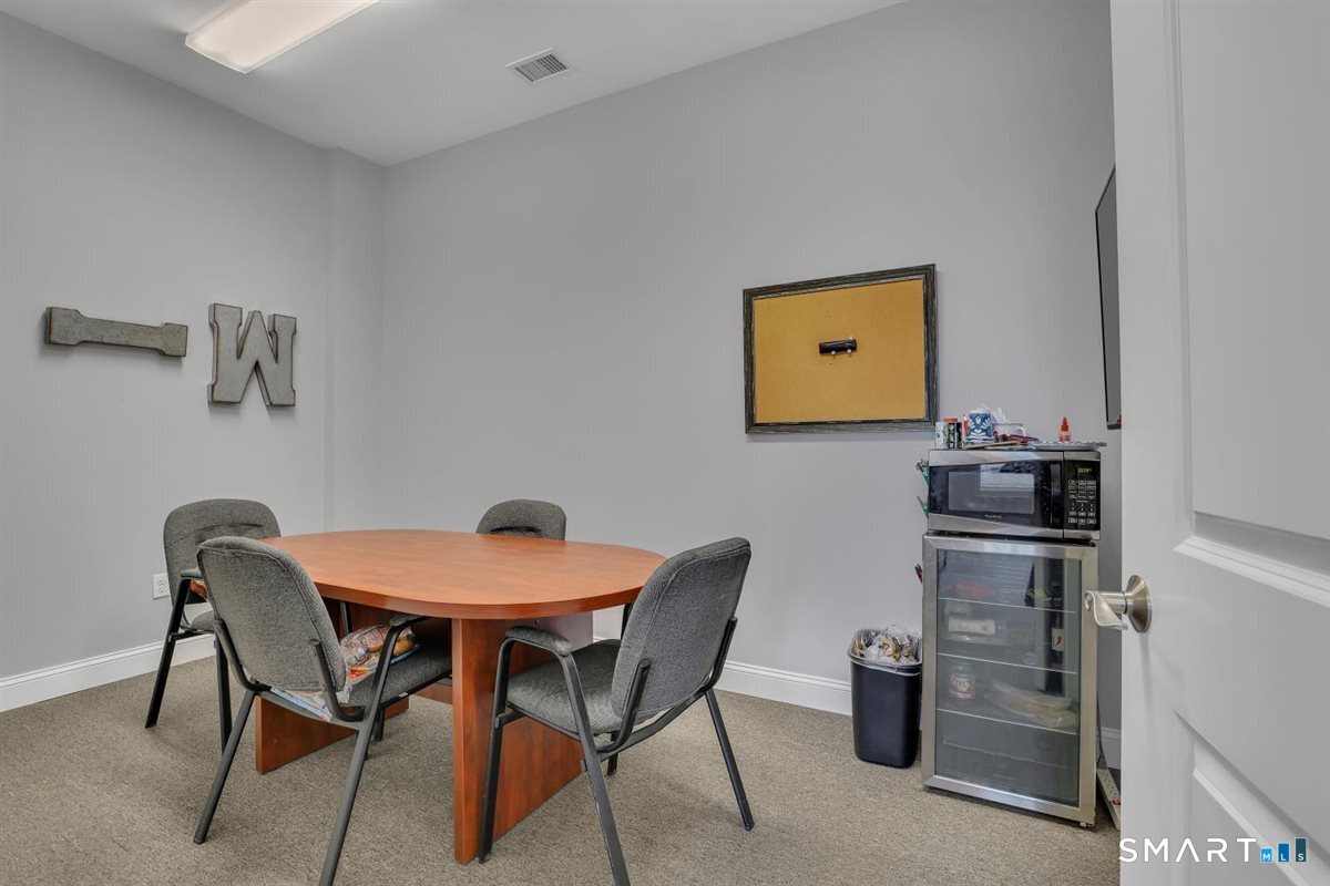 873 Main Street Manchester CT 06040
