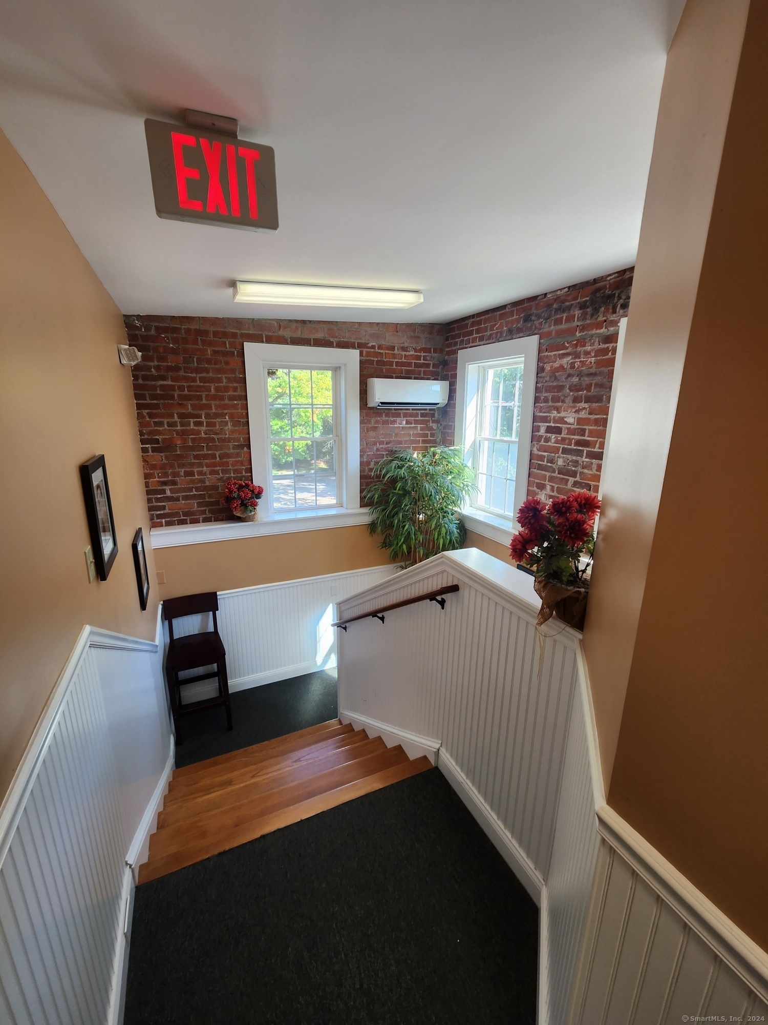37 Orlando Street West Haven CT 06516