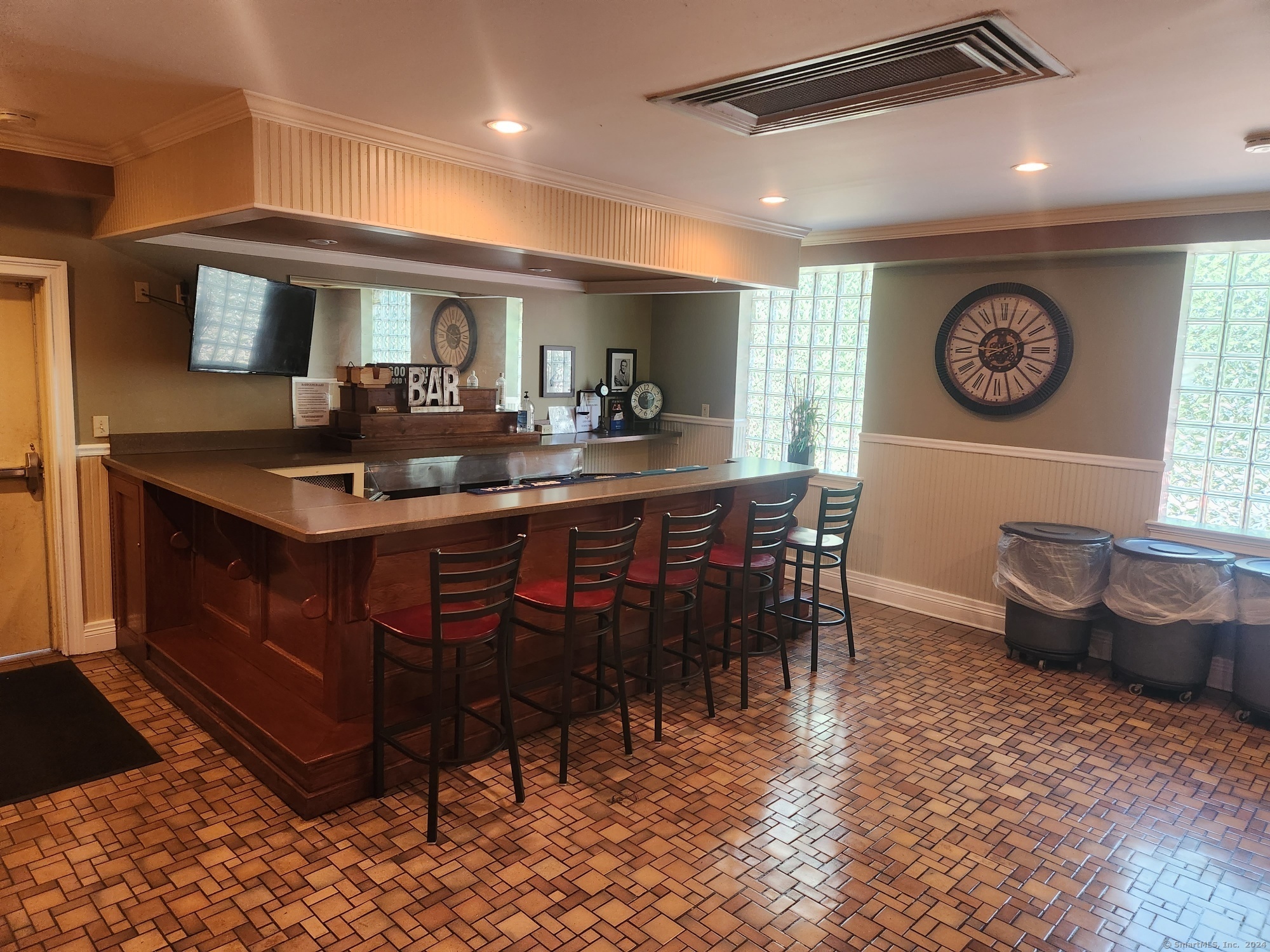 37 Orlando Street West Haven CT 06516
