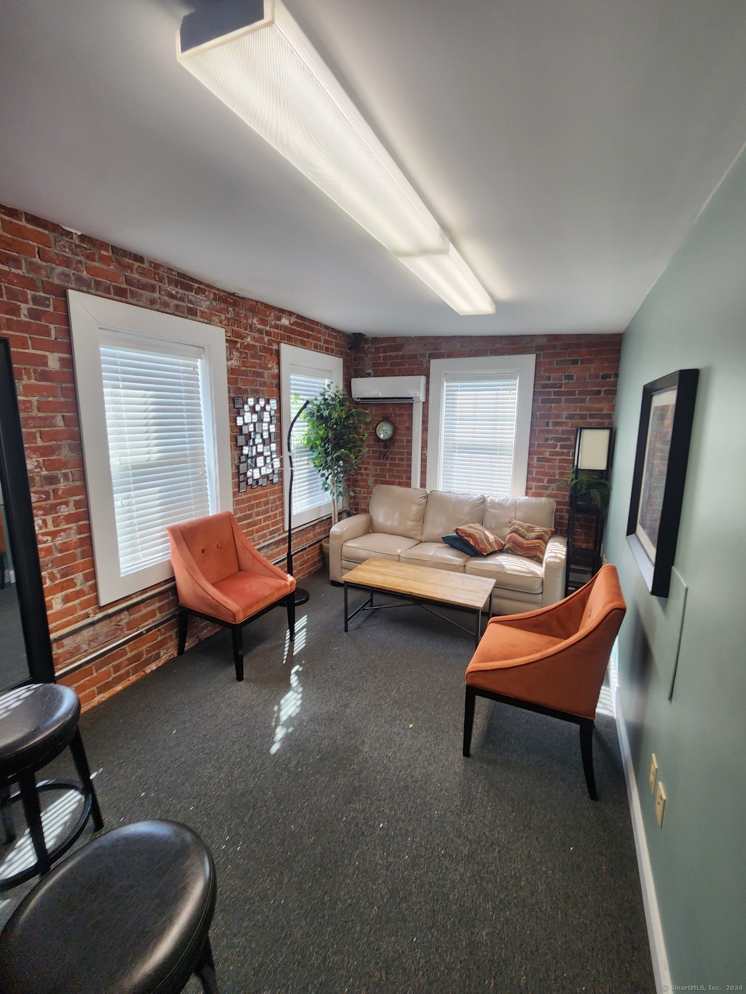 37 Orlando Street West Haven CT 06516