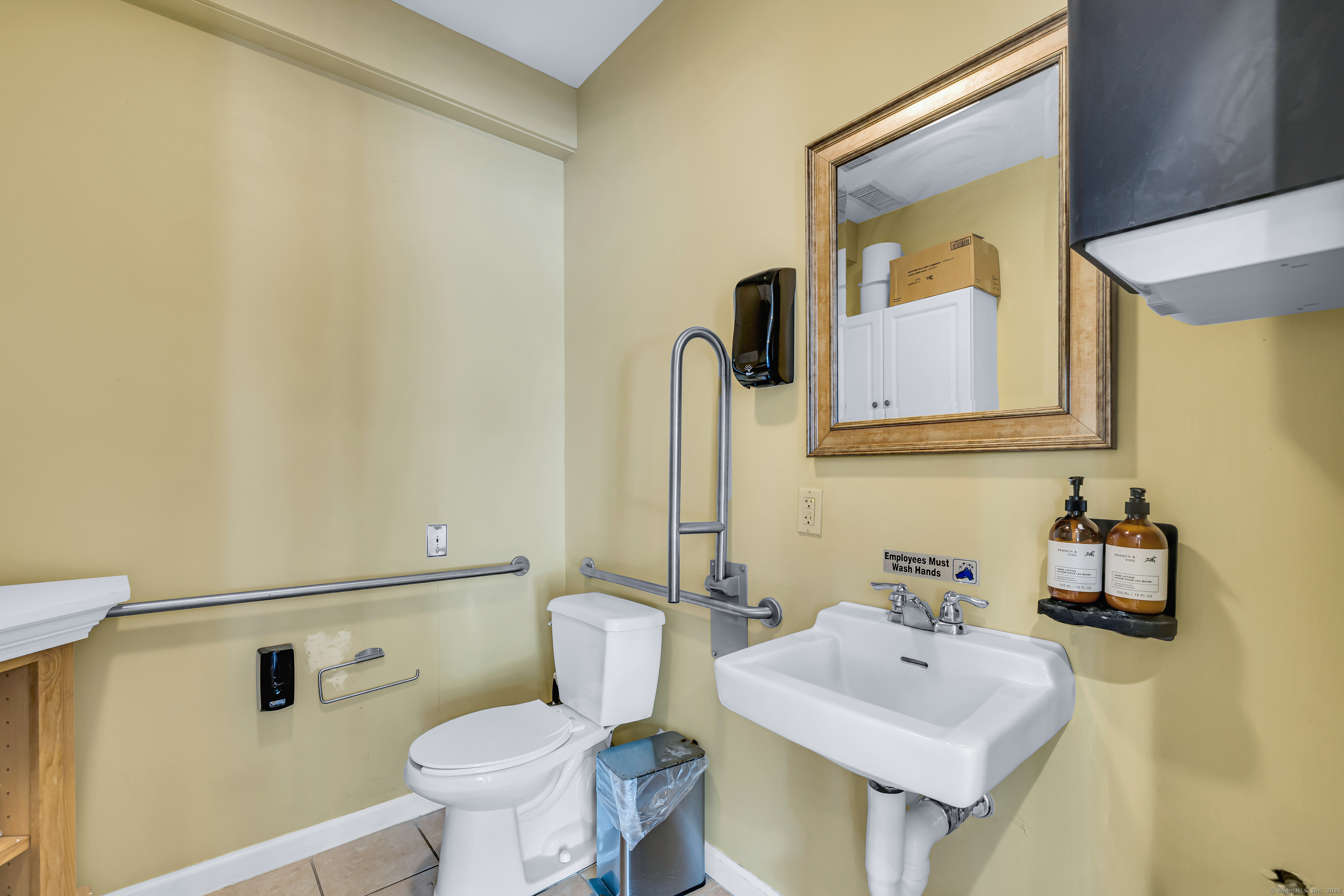 93 Elm Street Old Saybrook CT 06475