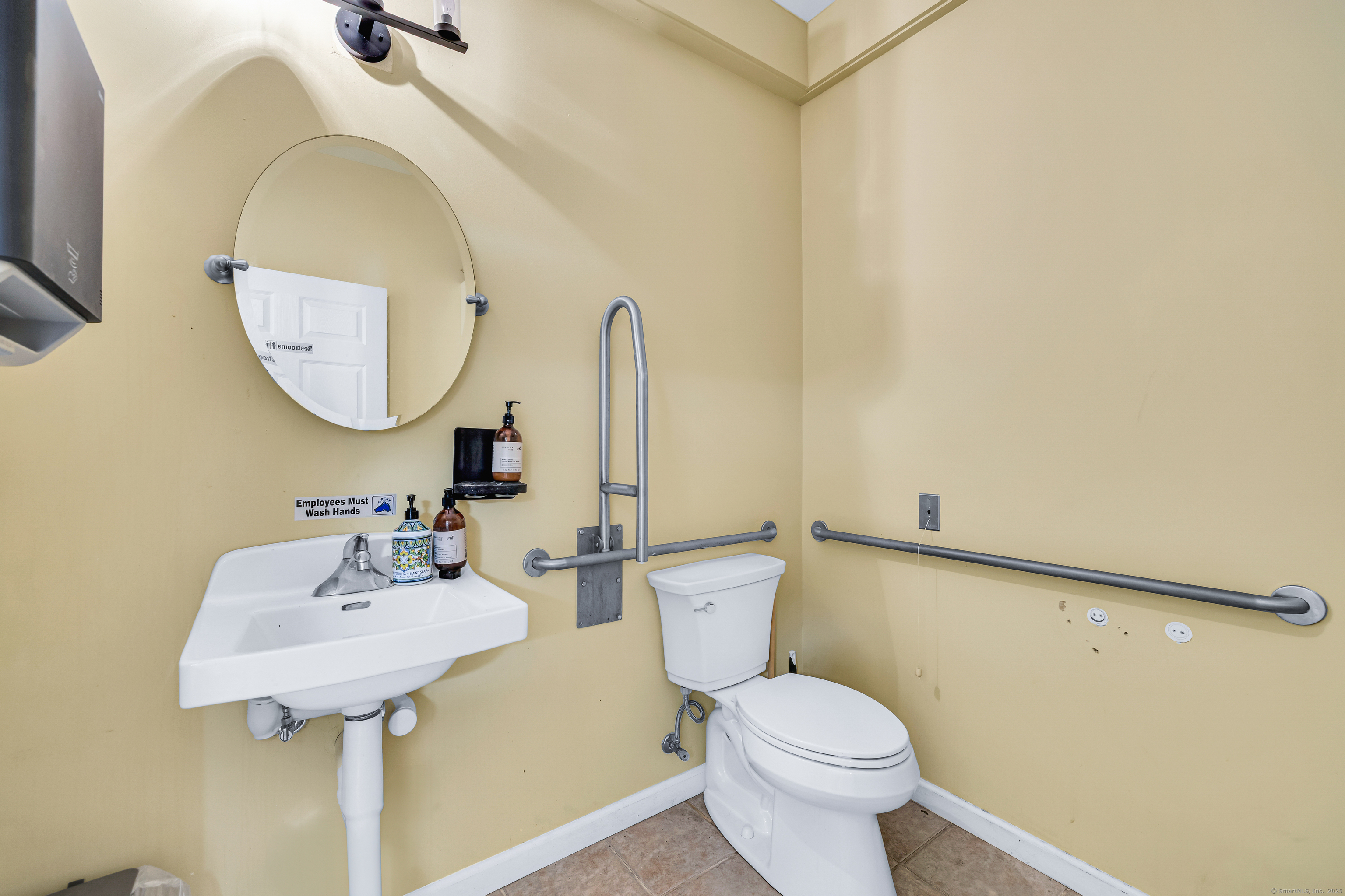 93 Elm Street Old Saybrook CT 06475