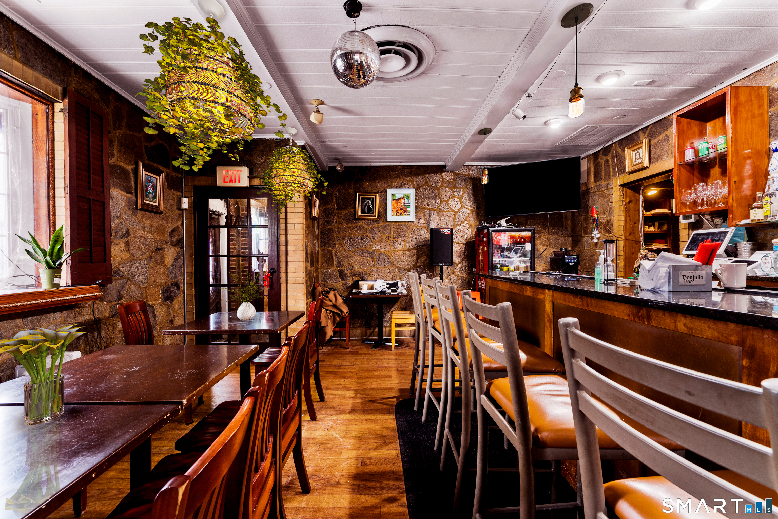 672 Main Street East Haven CT 06512