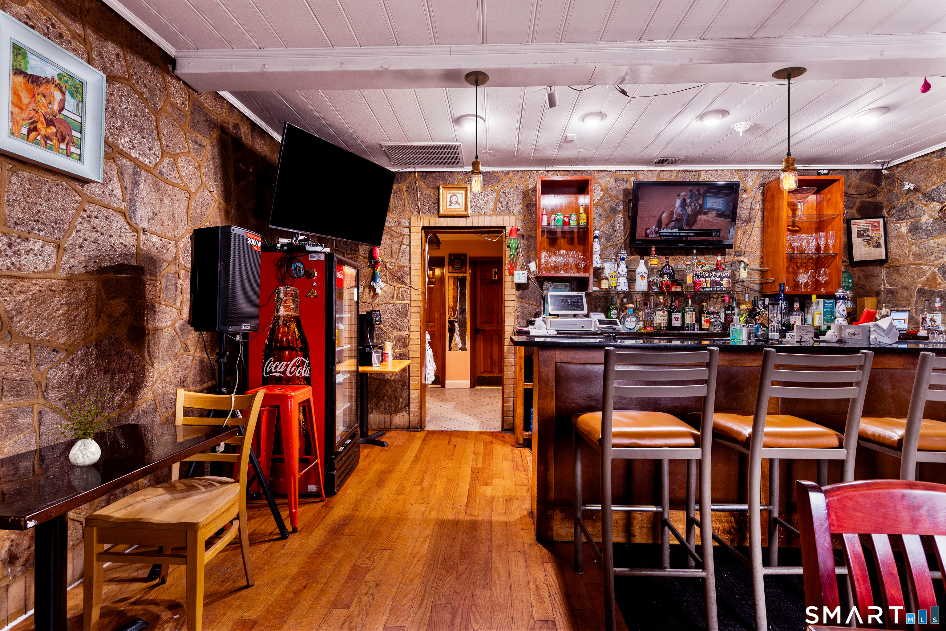 672 Main Street East Haven CT 06512