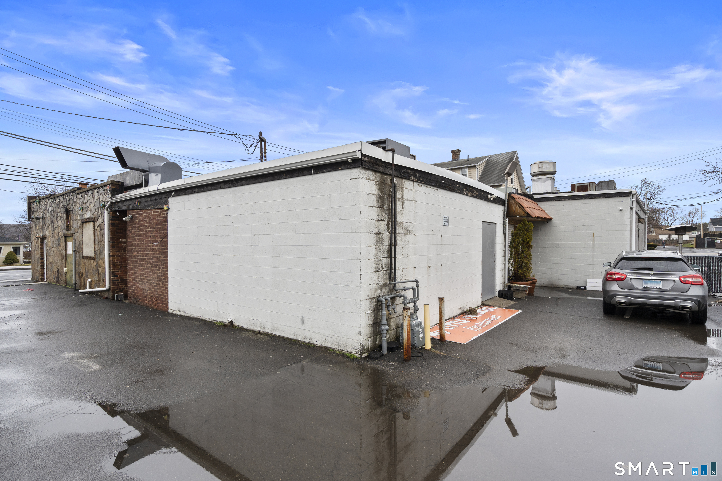 672 Main Street East Haven CT 06512