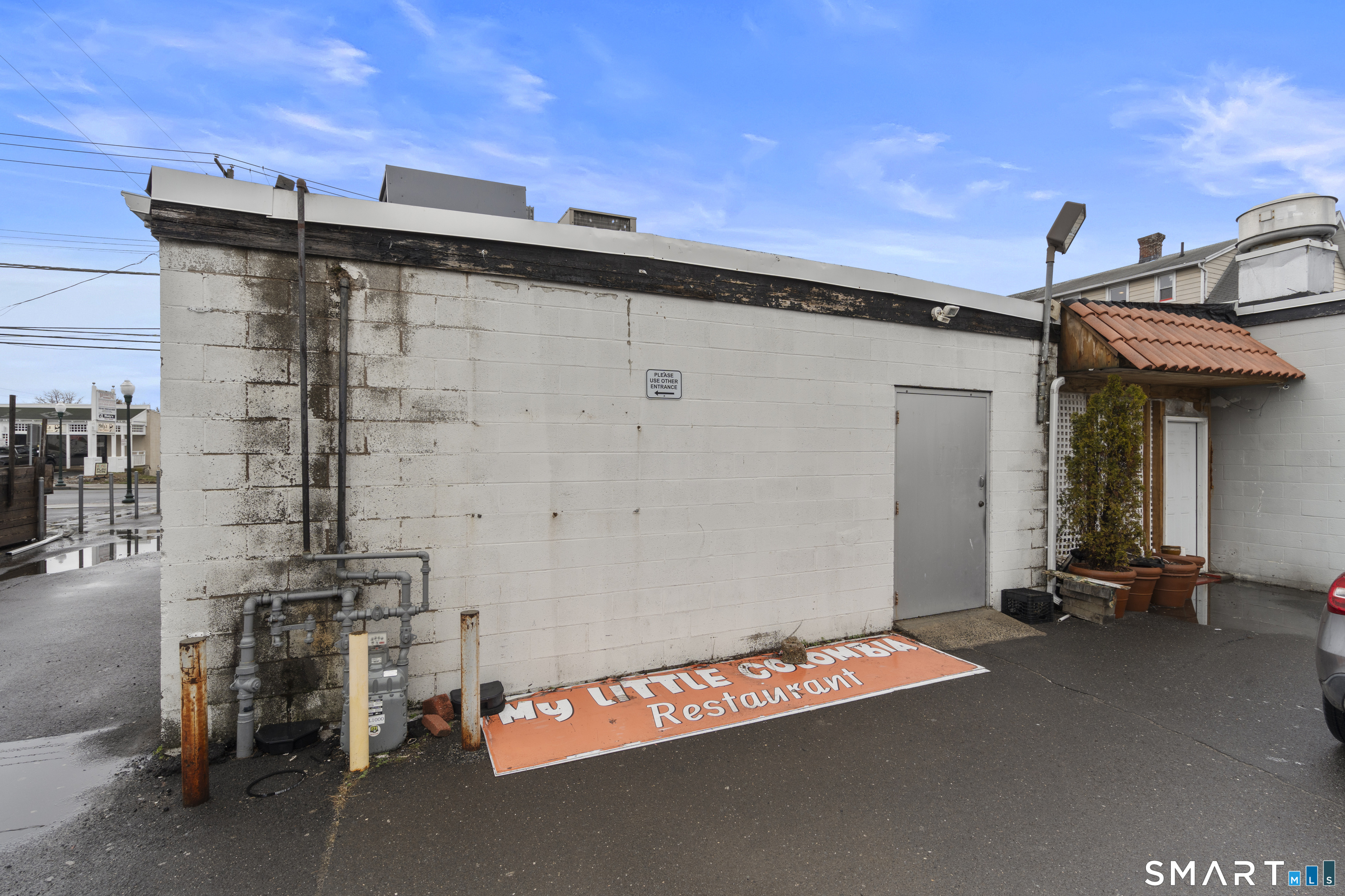 672 Main Street East Haven CT 06512