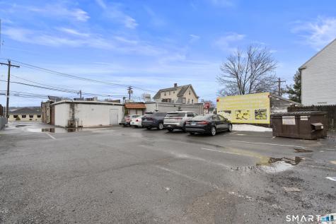 672 Main Street East Haven CT 06512