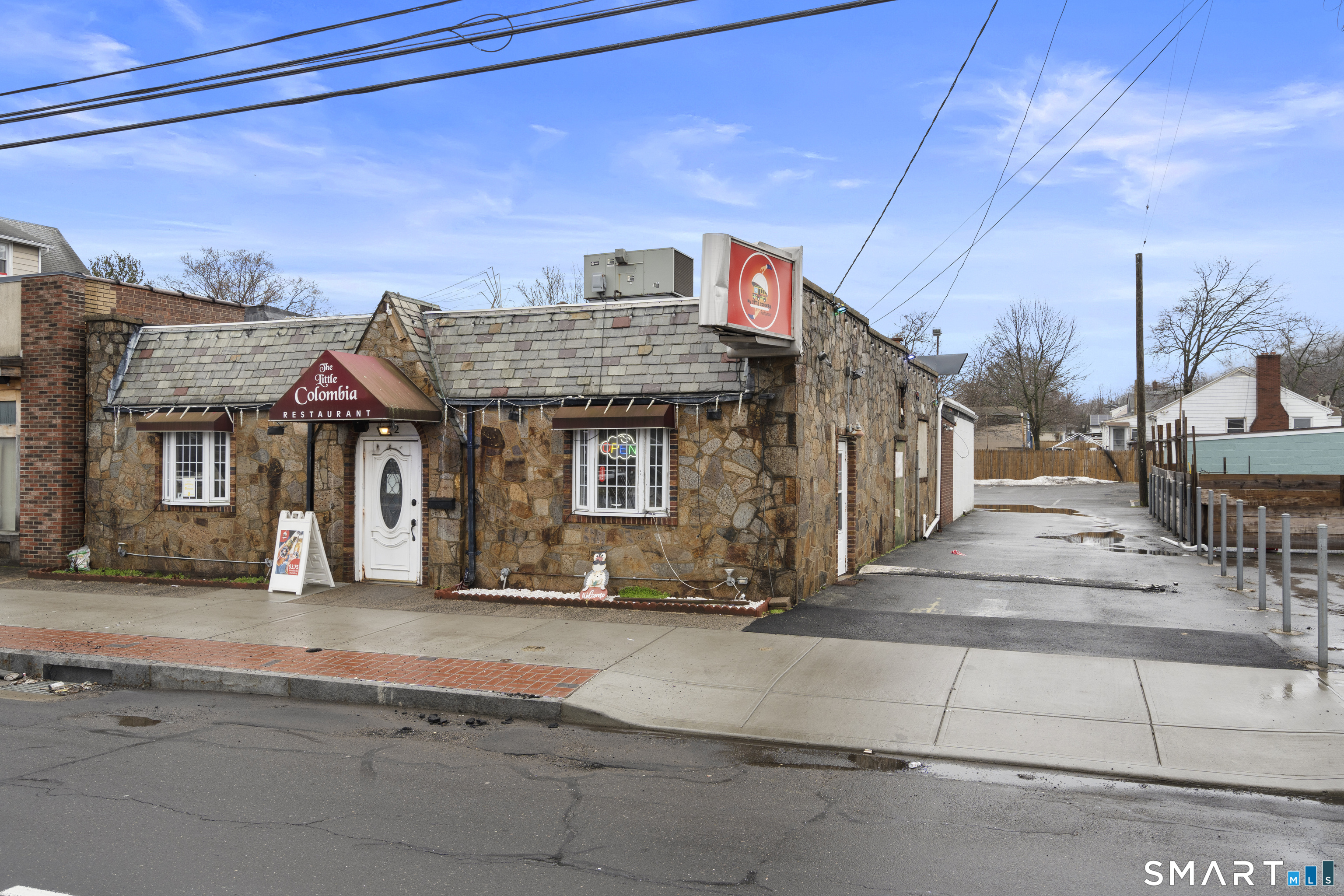 672 Main Street East Haven CT 06512