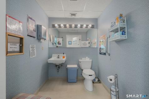 35 Saybrook Road Essex CT 06426