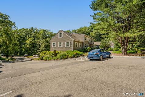 35 Saybrook Road Essex CT 06426
