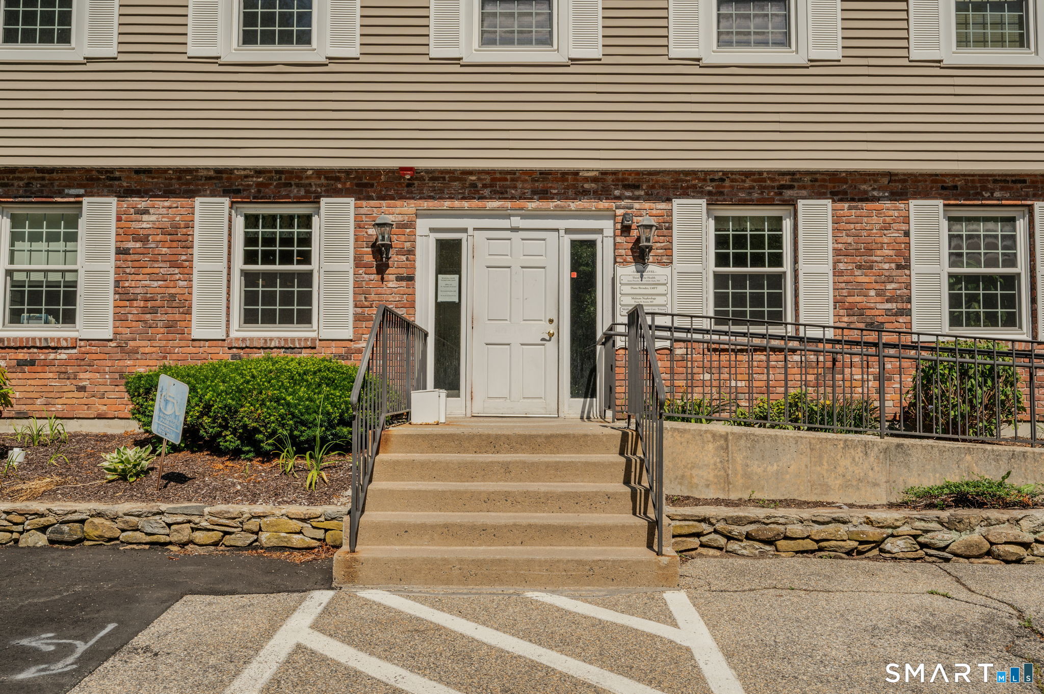 35 Saybrook Road Essex CT 06426