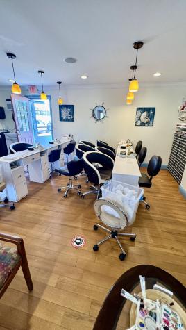 119 Boston Post Road East Lyme CT 06333
