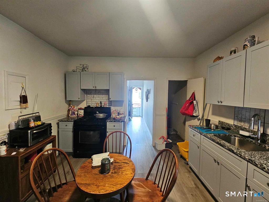 763-767 Park Street Hartford CT 06106