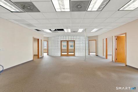 2428 Whitney Avenue Hamden CT 06518