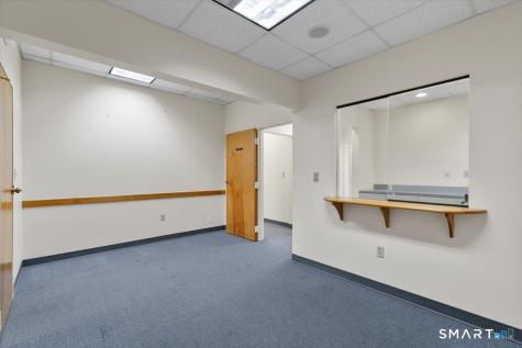 2428 Whitney Avenue Hamden CT 06518