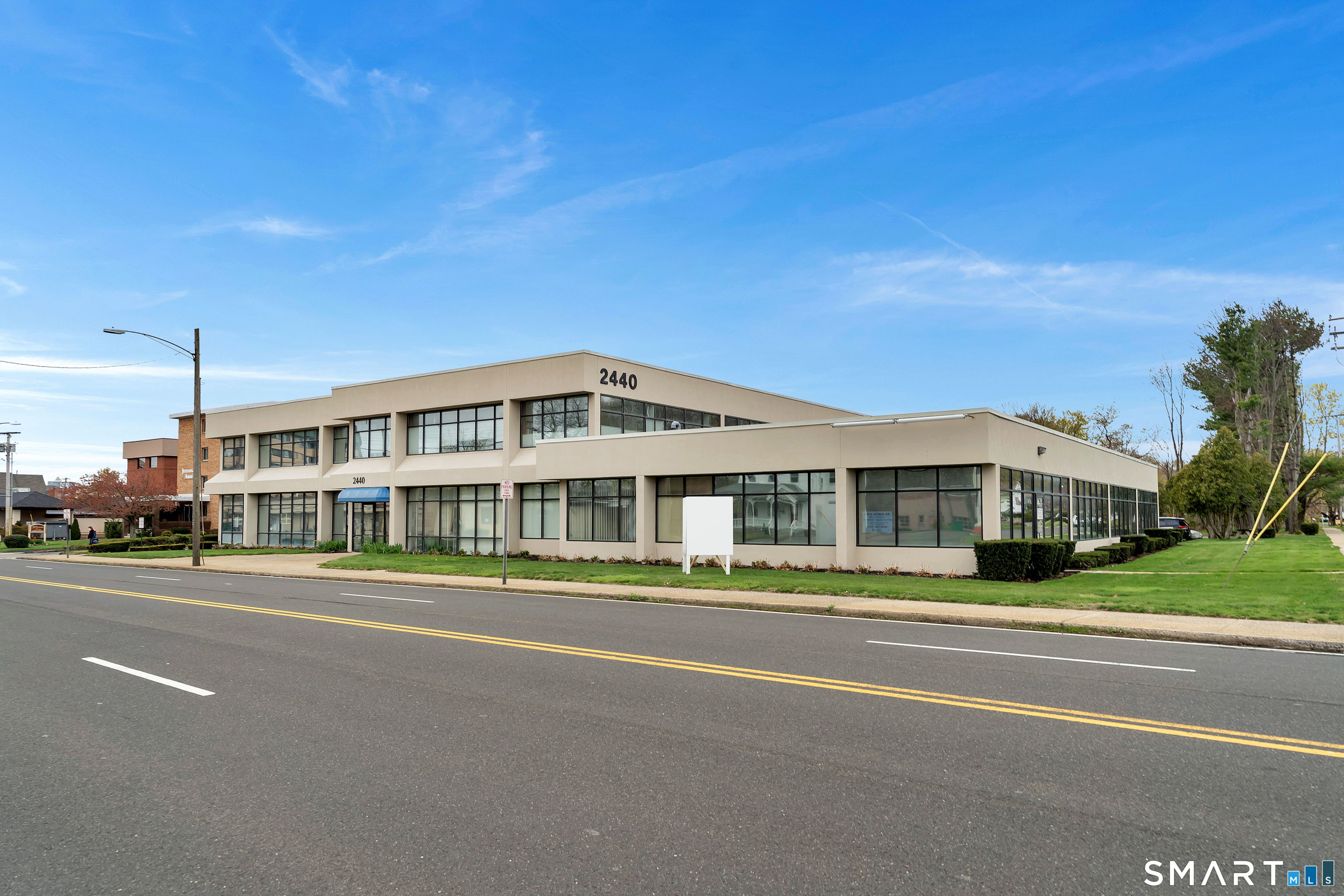 2428 Whitney Avenue Hamden CT 06518