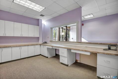 2428 Whitney Avenue Hamden CT 06518