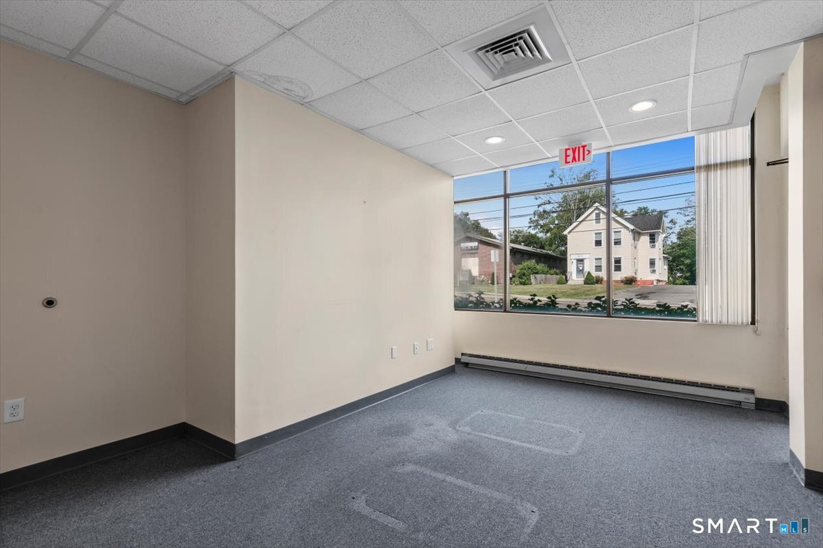 2428 Whitney Avenue Hamden CT 06518