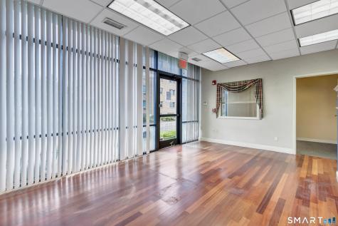 2428 Whitney Avenue Hamden CT 06518
