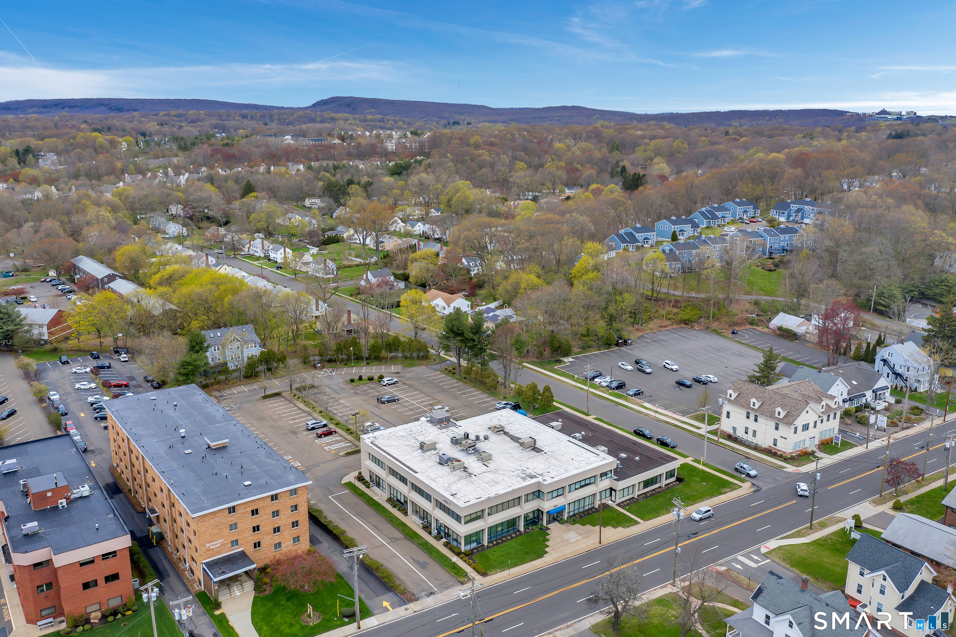 2428 Whitney Avenue Hamden CT 06518