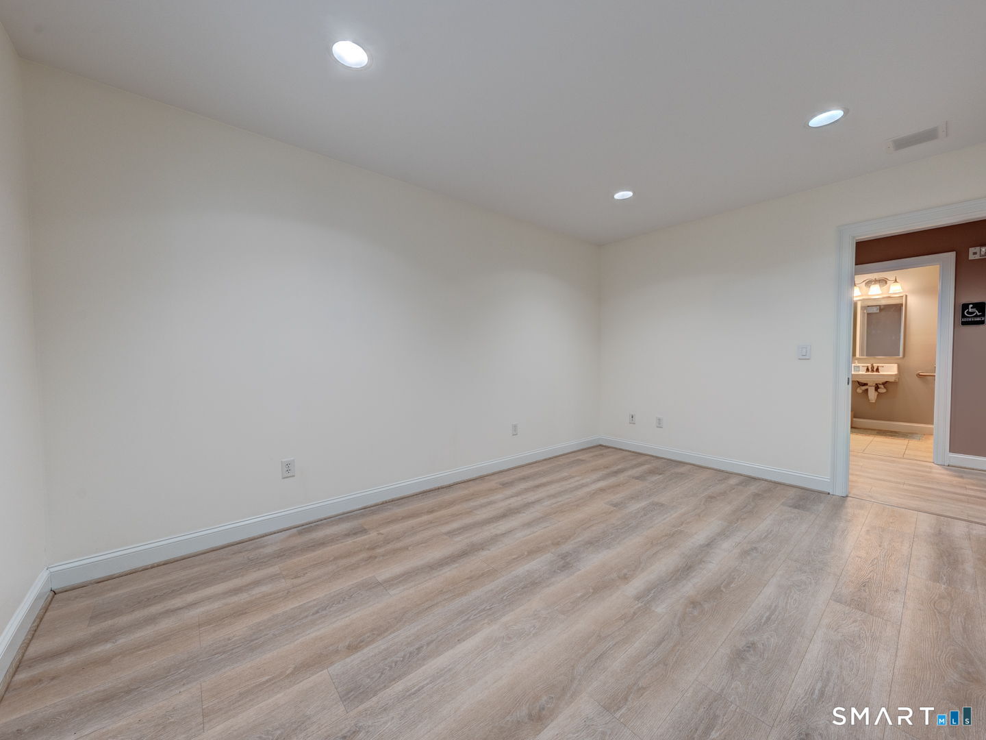 225 Oakland Road South Windsor CT 06074