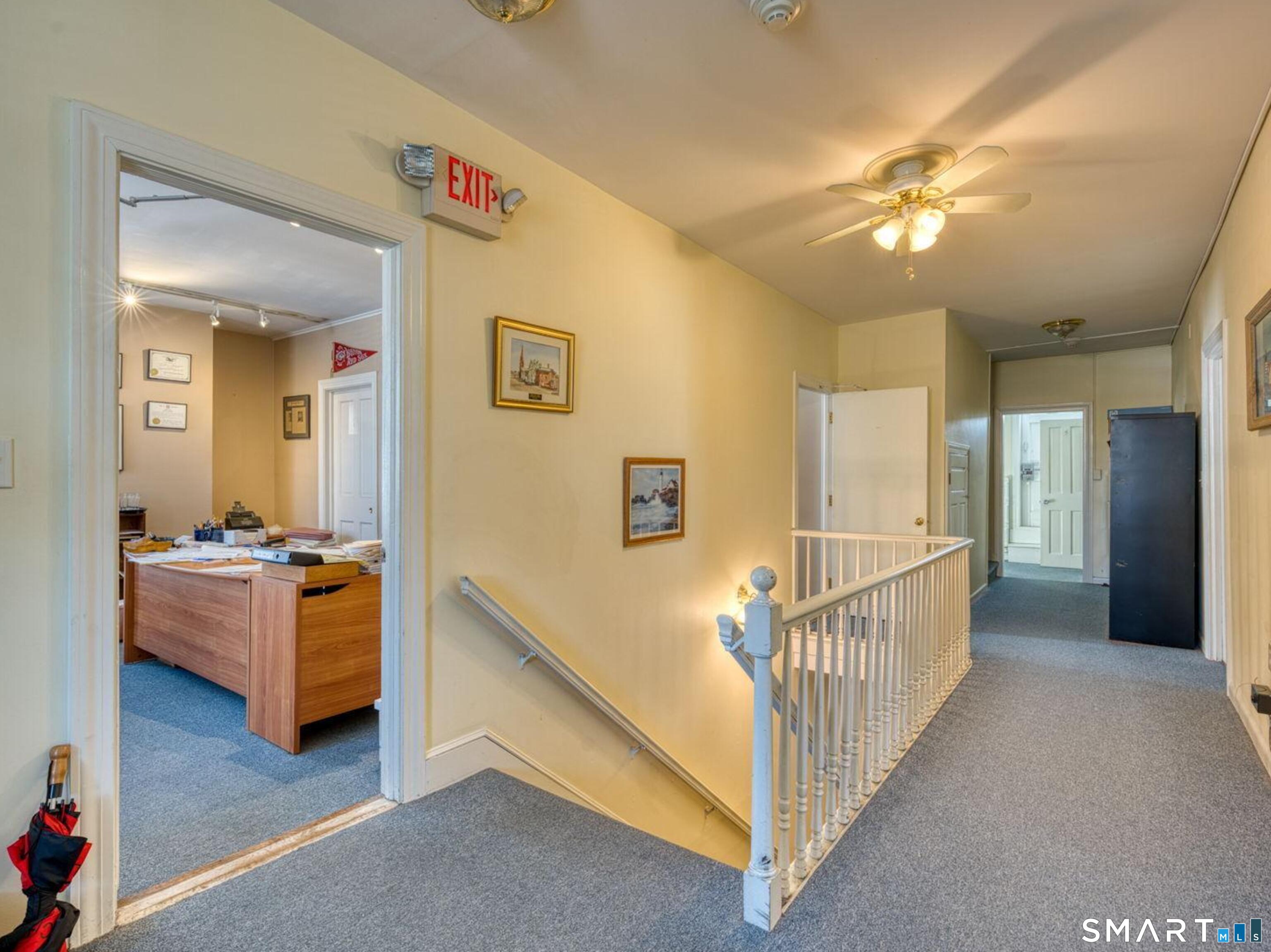 105 Huntington Street New London CT 06320