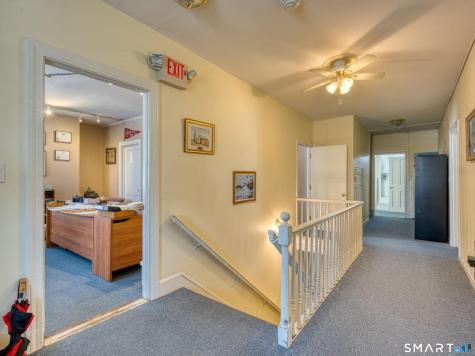 105 Huntington Street New London CT 06320