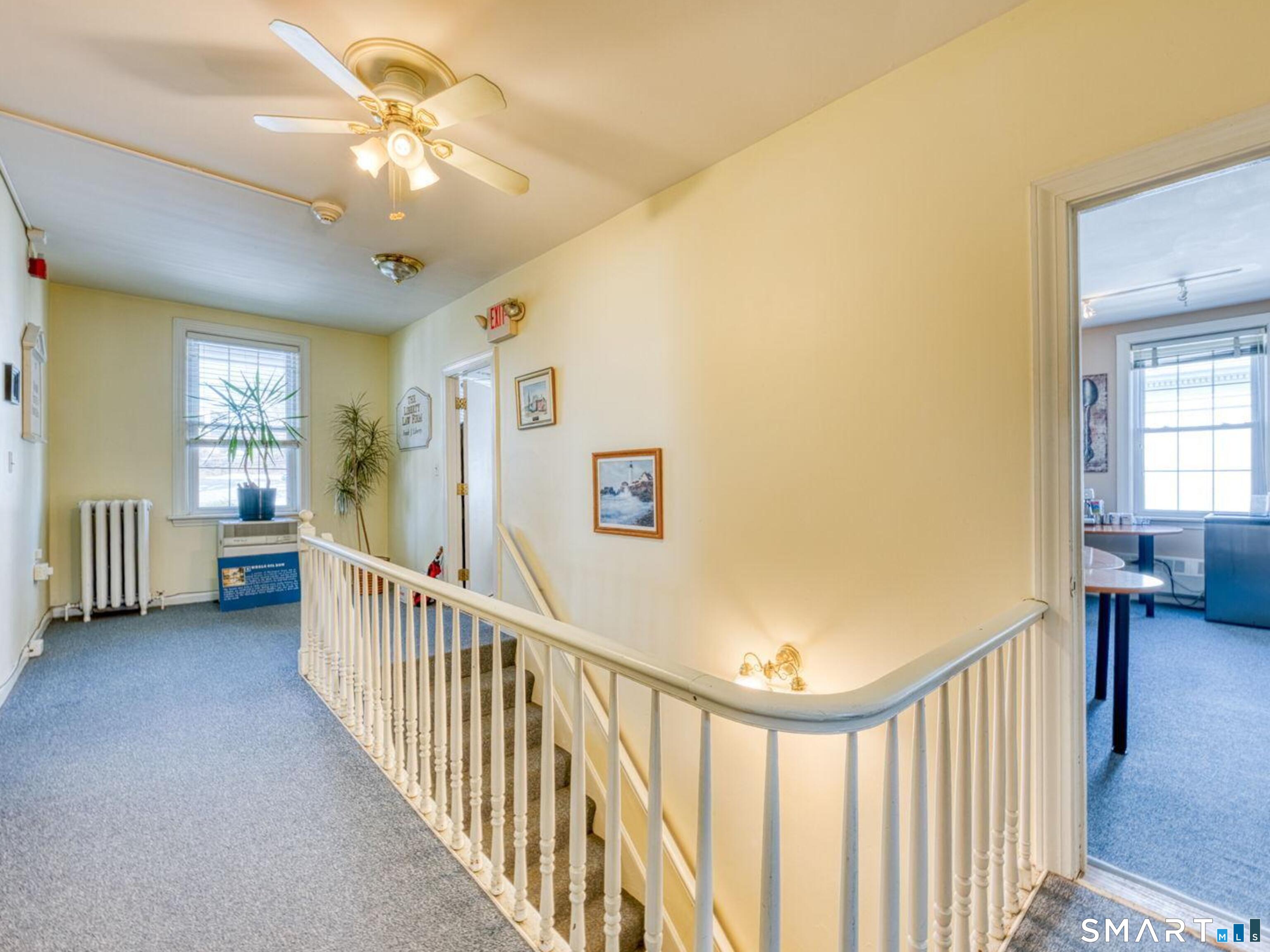105 Huntington Street New London CT 06320