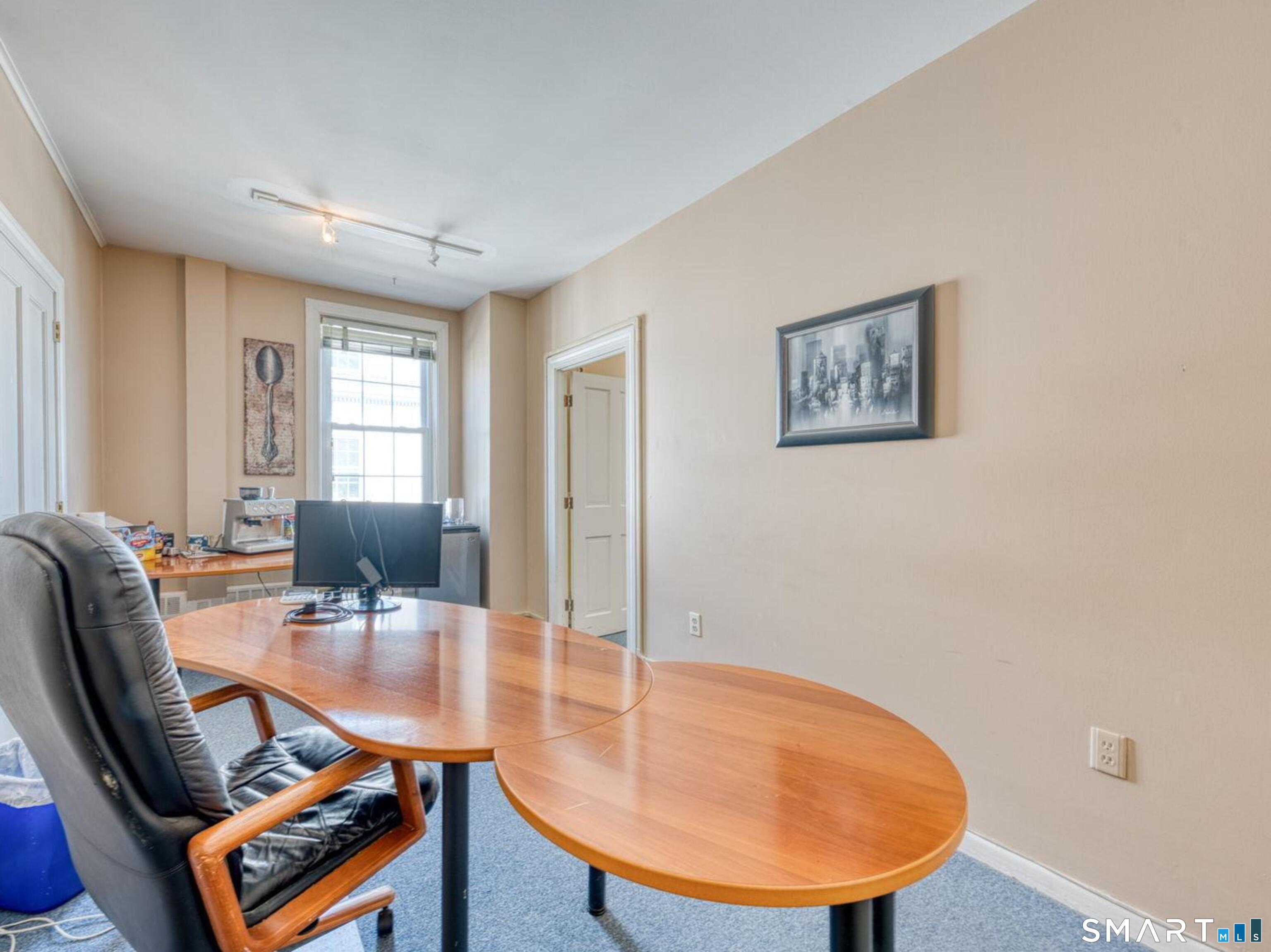 105 Huntington Street New London CT 06320