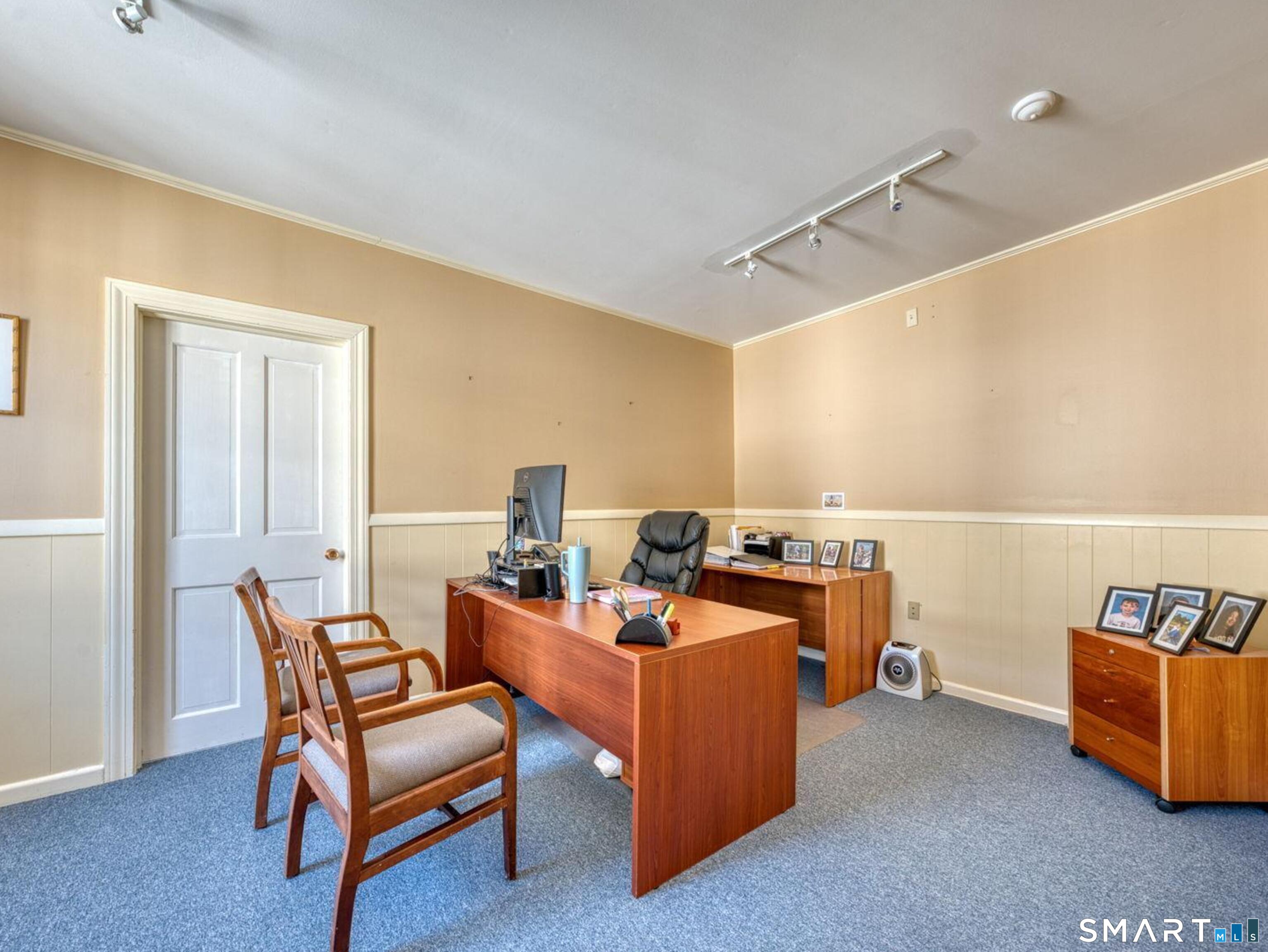 105 Huntington Street New London CT 06320