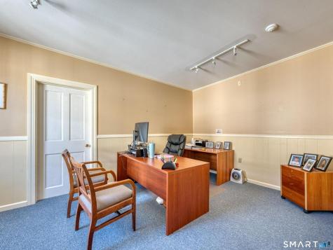 105 Huntington Street New London CT 06320
