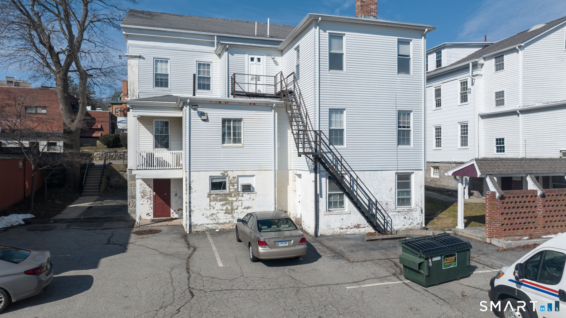 105 Huntington Street New London CT 06320