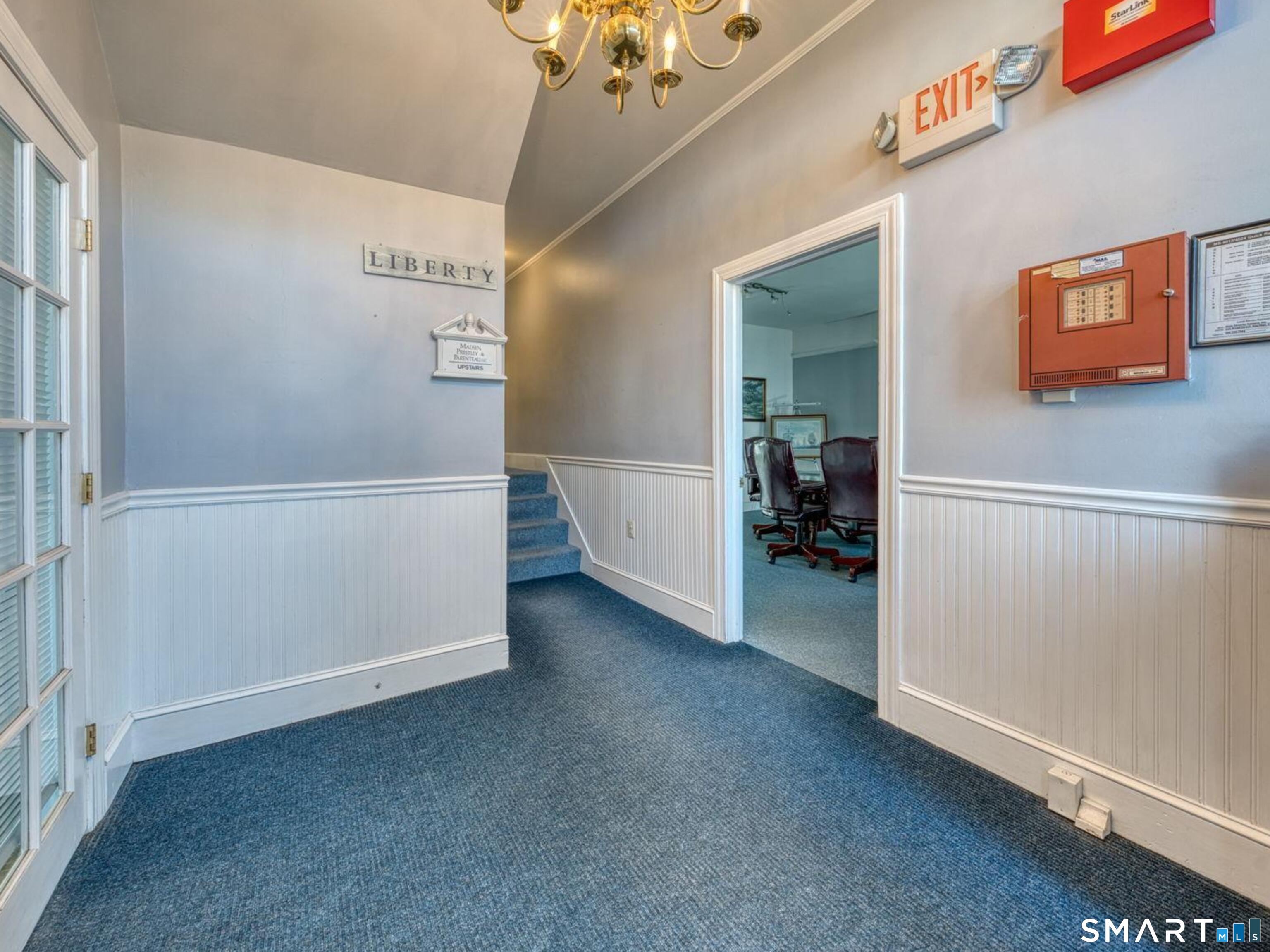105 Huntington Street New London CT 06320