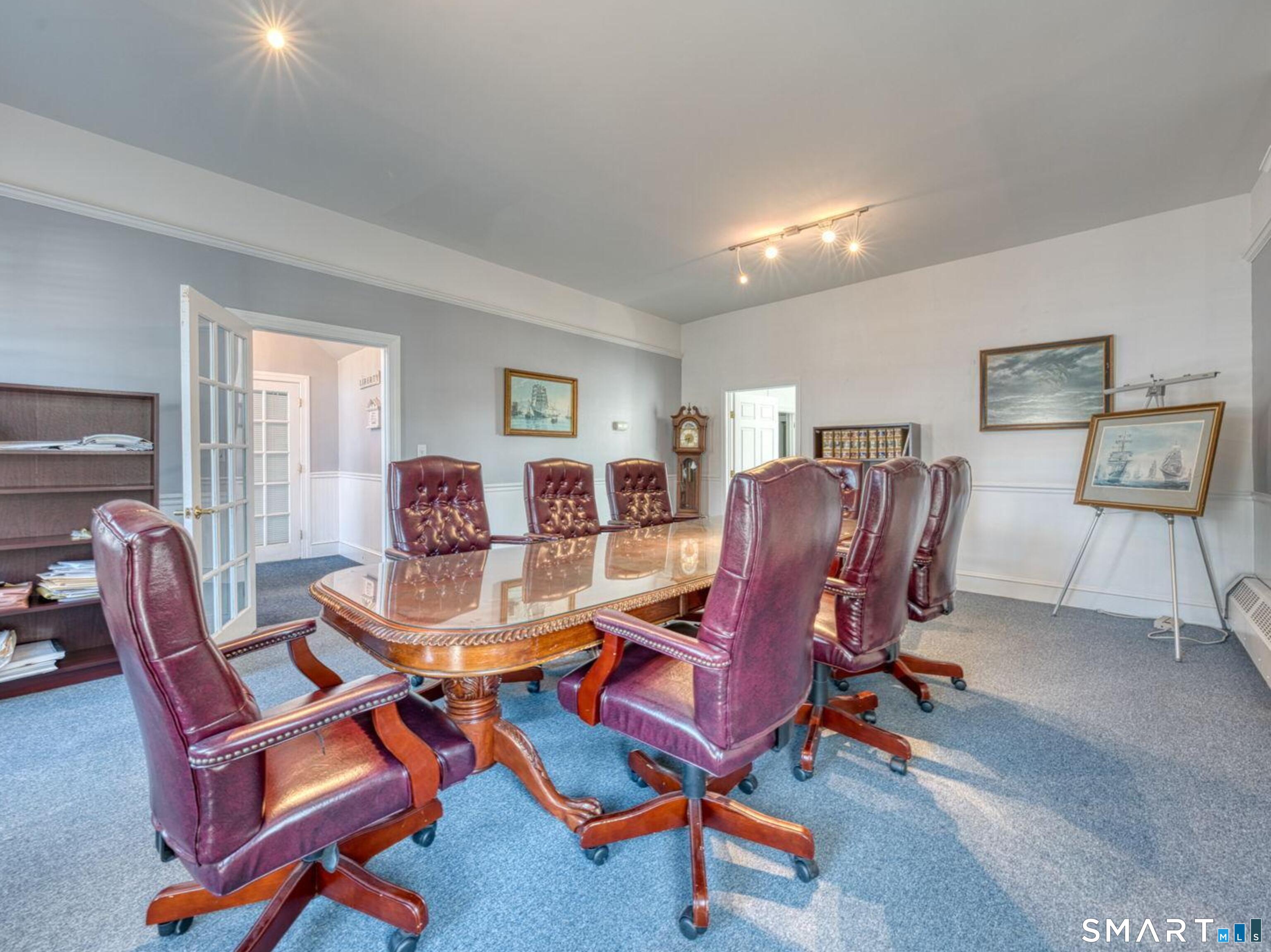 105 Huntington Street New London CT 06320