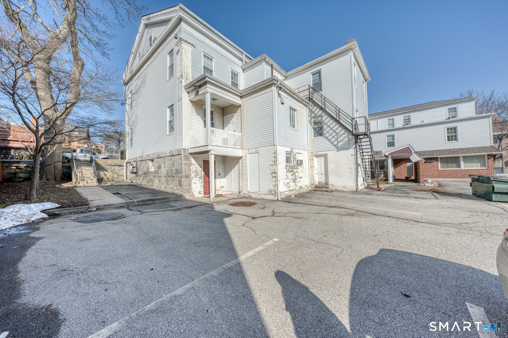 105 Huntington Street New London CT 06320