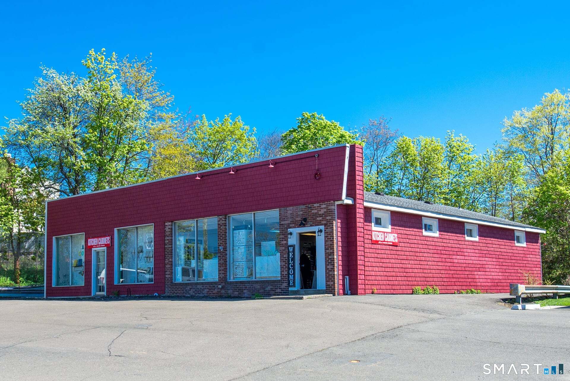 635 West Main Street Branford CT 06405