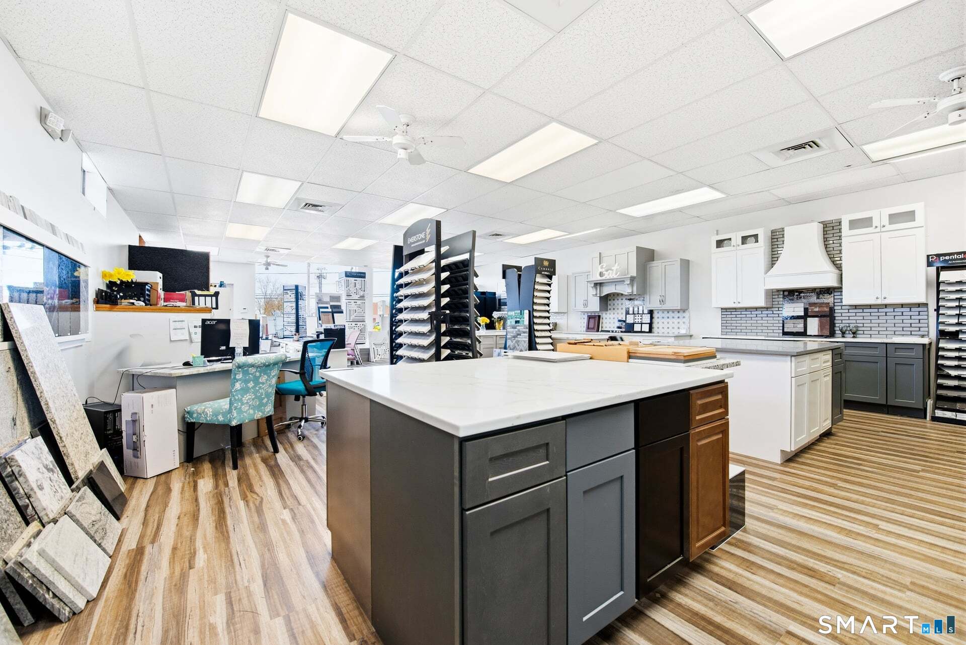 635 West Main Street Branford CT 06405