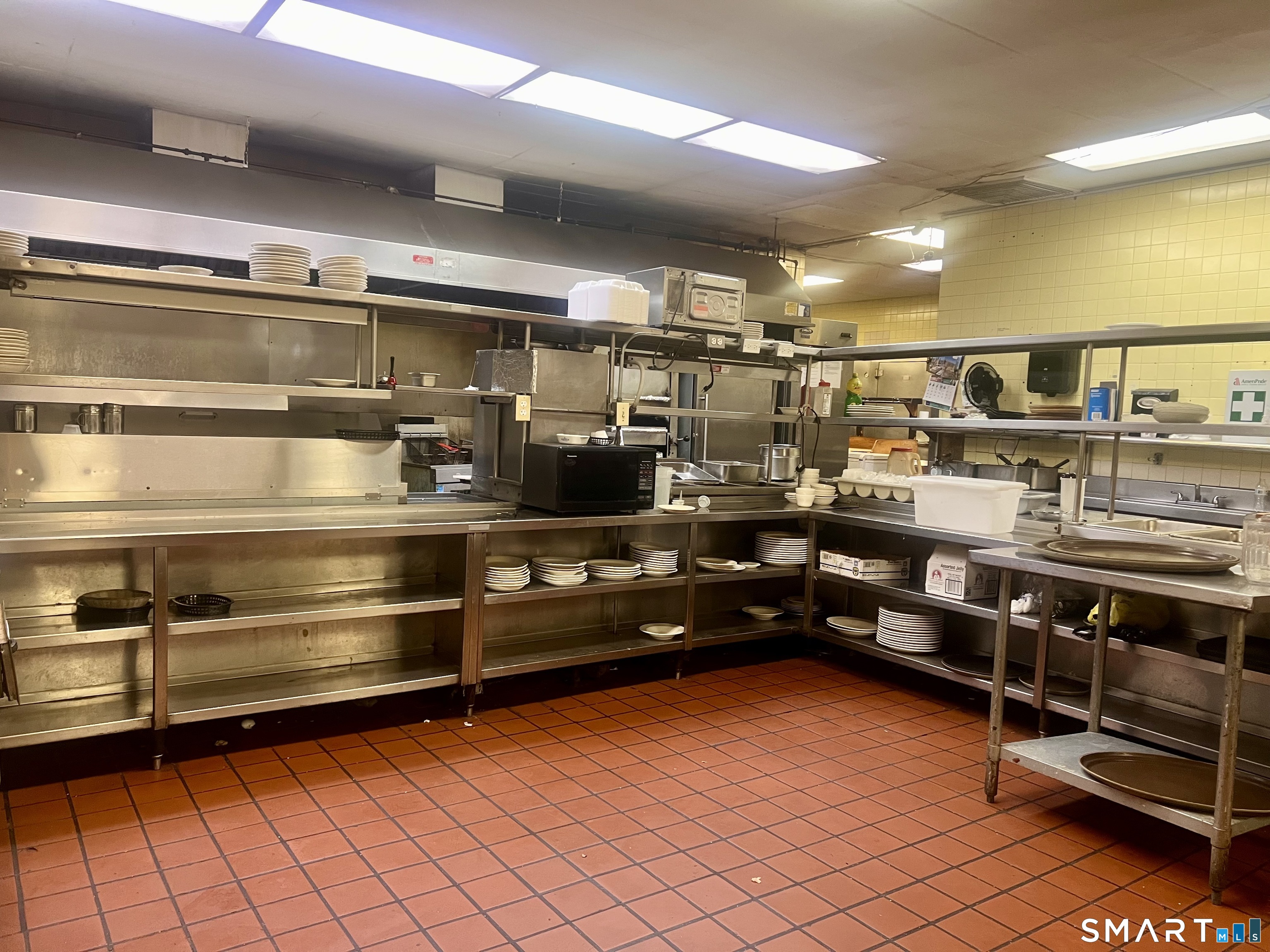 1209 Main Street East Hartford CT 06108